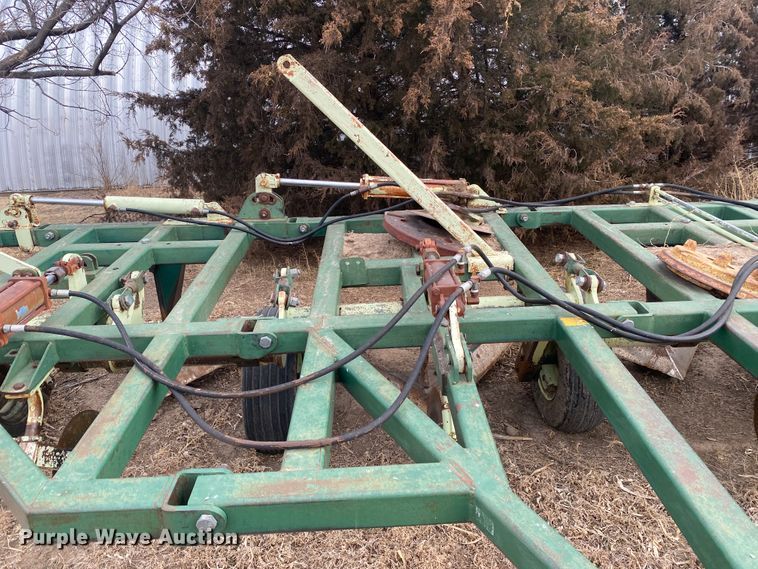 image for item DM8345 John Deere DLR164  sweep plow