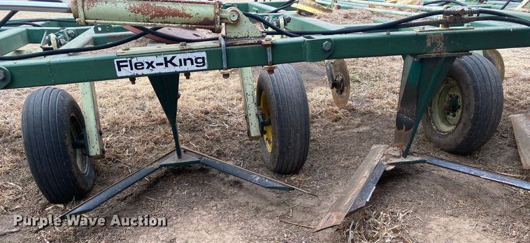 image for item DM8345 John Deere DLR164  sweep plow