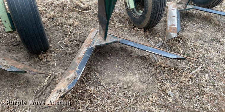 image for item DM8345 John Deere DLR164  sweep plow