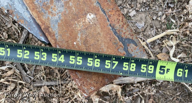 image for item DM8345 John Deere DLR164  sweep plow