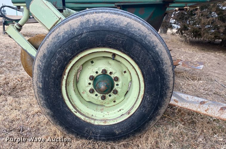 image for item DM8345 John Deere DLR164  sweep plow