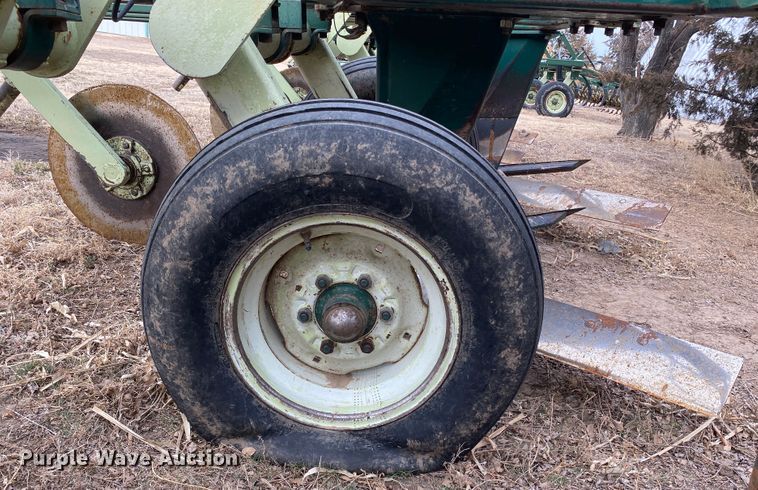 image for item DM8345 John Deere DLR164  sweep plow