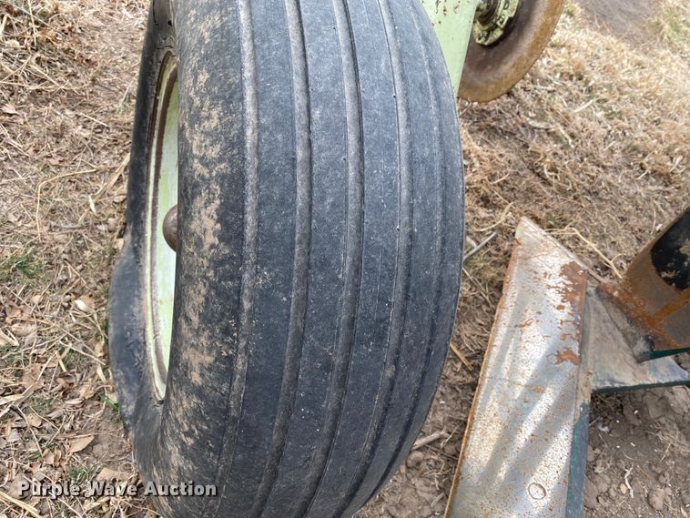 image for item DM8345 John Deere DLR164  sweep plow