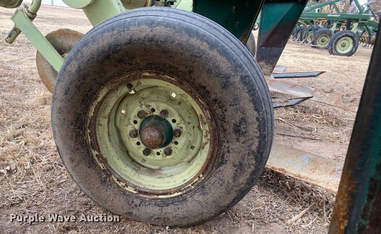 image for item DM8345 John Deere DLR164  sweep plow