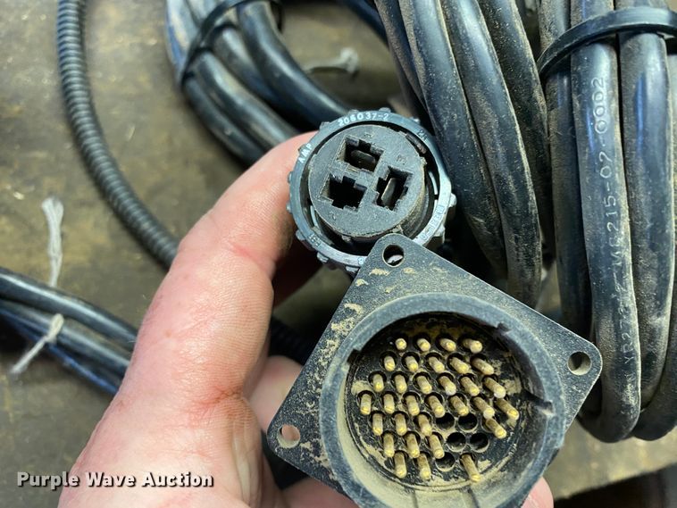 image for item DM8346 John Deere 7200 MaxEmerge 2  planter