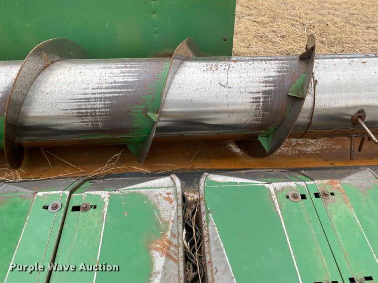 image for item DM8347 John Deere 853A  all-crop head