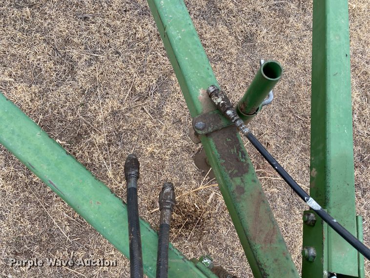 image for item DM8352 John Deere 930H 1012F  grain drill