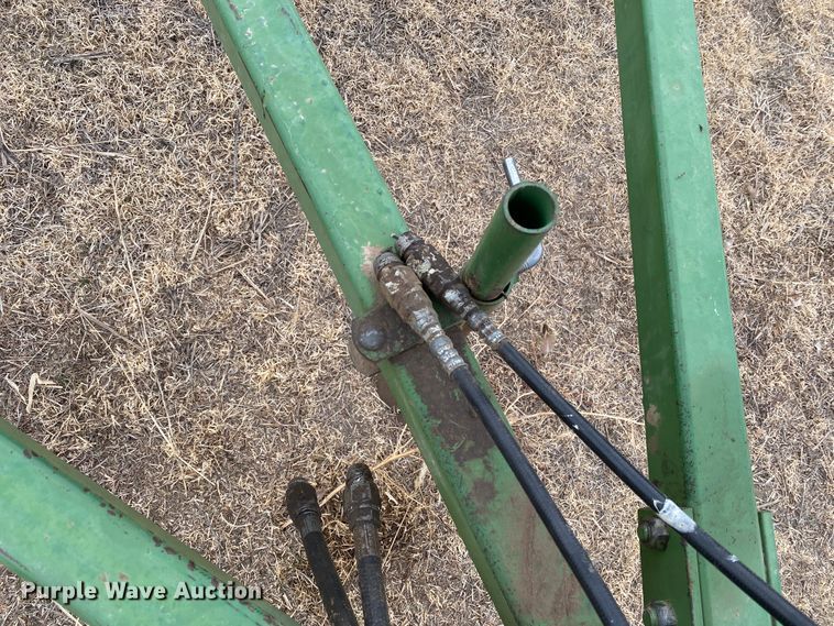 image for item DM8352 John Deere 930H 1012F  grain drill