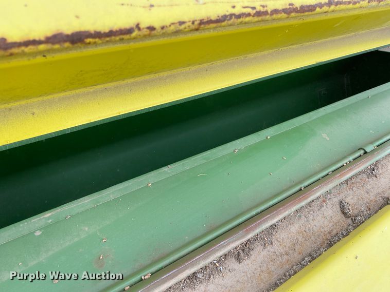 image for item DM8352 John Deere 930H 1012F  grain drill