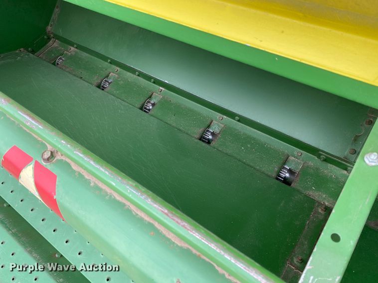 image for item DM8352 John Deere 930H 1012F  grain drill