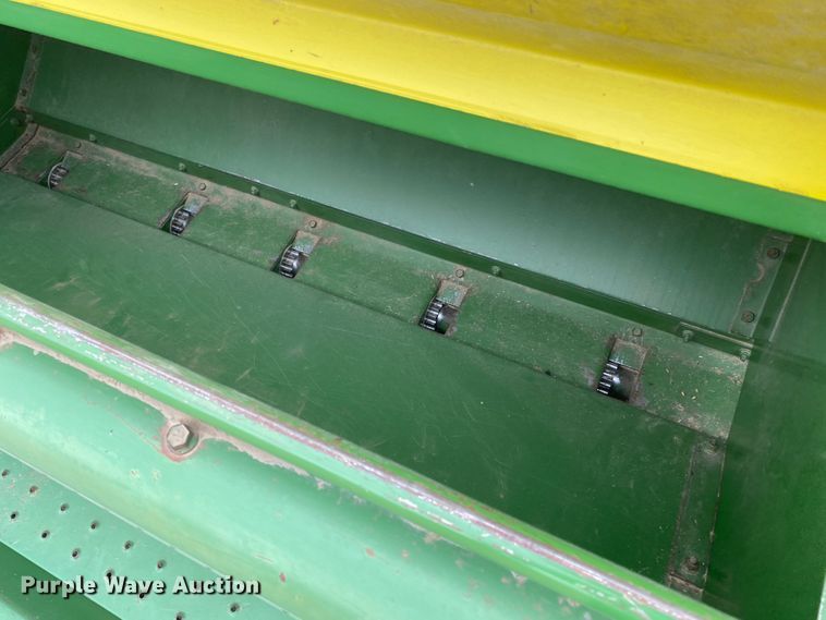 image for item DM8352 John Deere 930H 1012F  grain drill