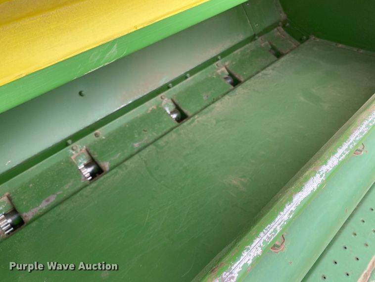 image for item DM8352 John Deere 930H 1012F  grain drill