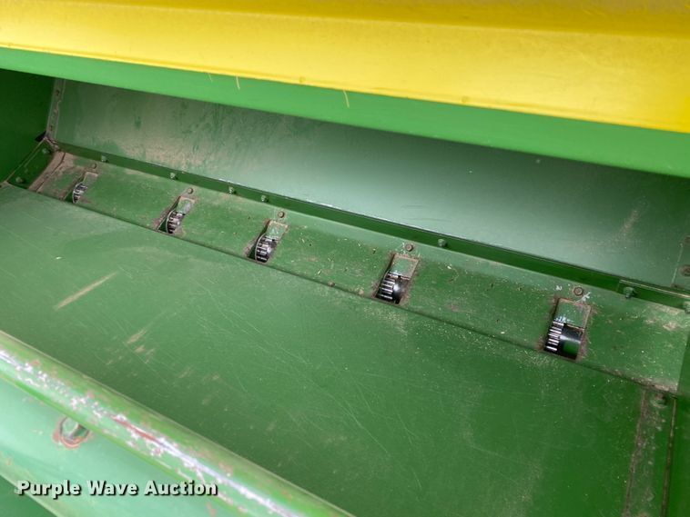 image for item DM8352 John Deere 930H 1012F  grain drill