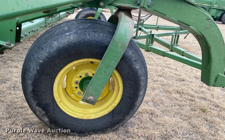 image for item DM8352 John Deere 930H 1012F  grain drill