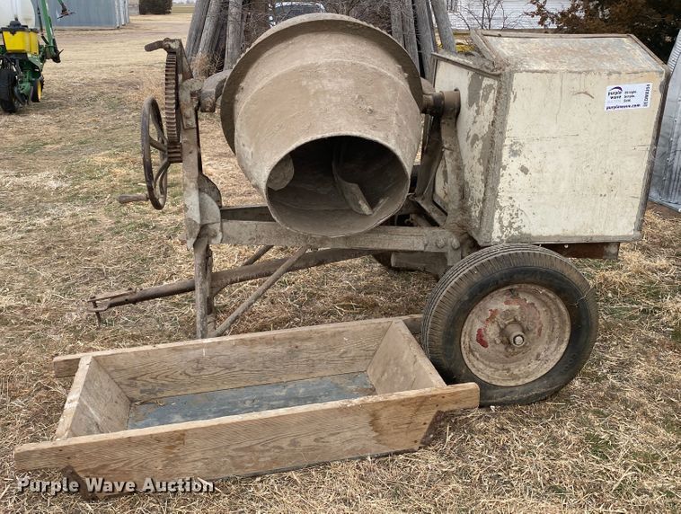 image for item DM8354 Concrete mixer