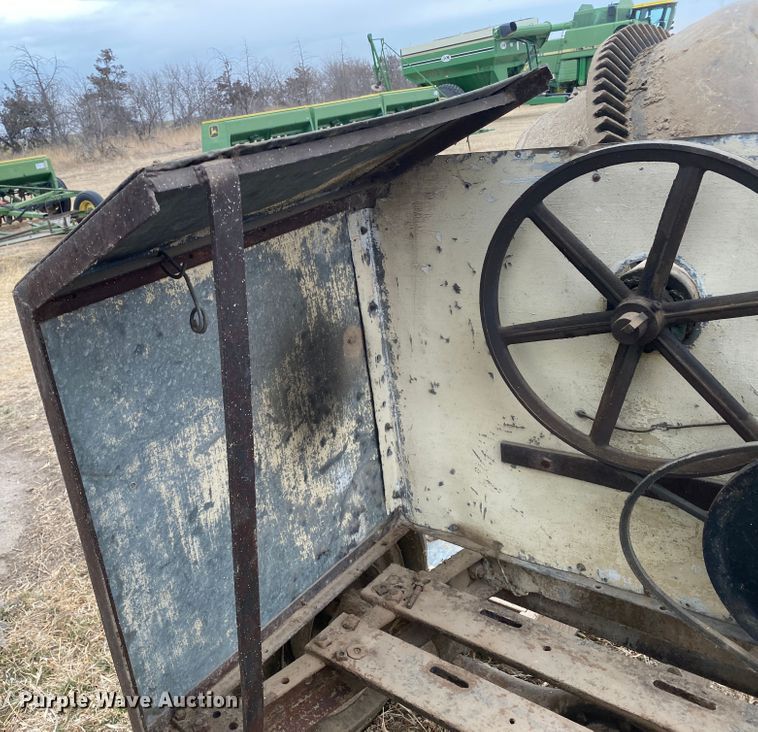 image for item DM8354 Concrete mixer