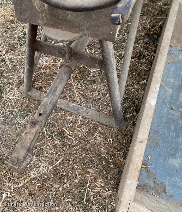 image for item DM8354 Concrete mixer