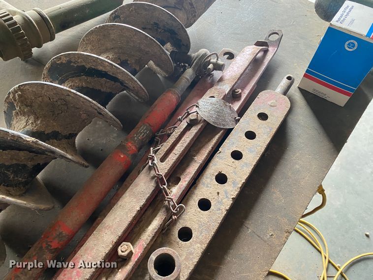 image for item DM8356 Ford 801 Series  tractor