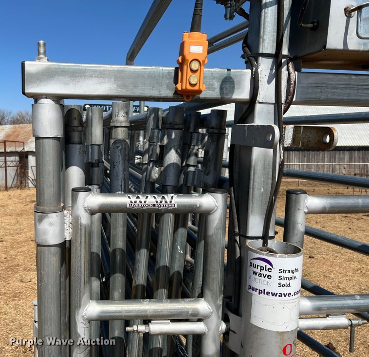 image for item DM8371 WW  corral