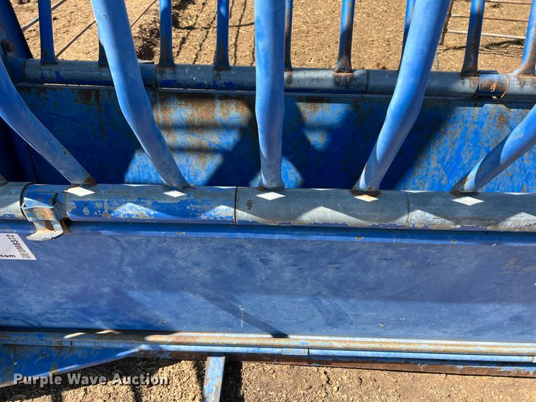 image for item DM8372 Priefert 93  squeeze chute