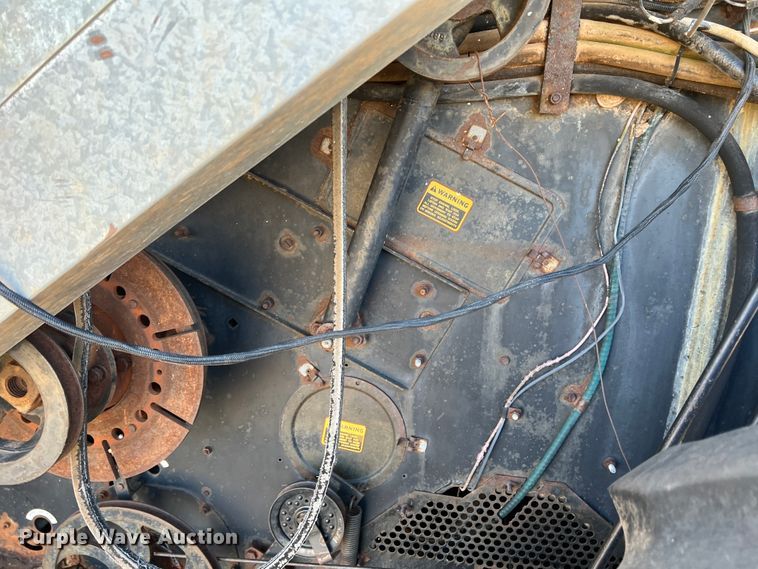 image for item DM8373 Gleaner M2  combine