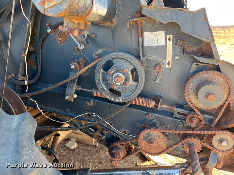 image for item DM8373 Gleaner M2  combine