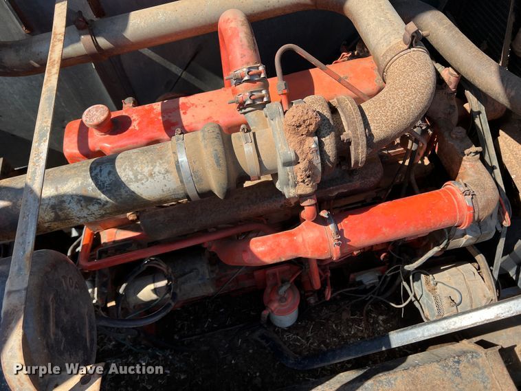 image for item DM8373 Gleaner M2  combine