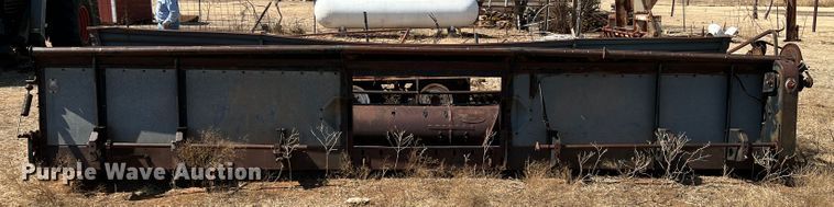 image for item DM8373 Gleaner M2  combine