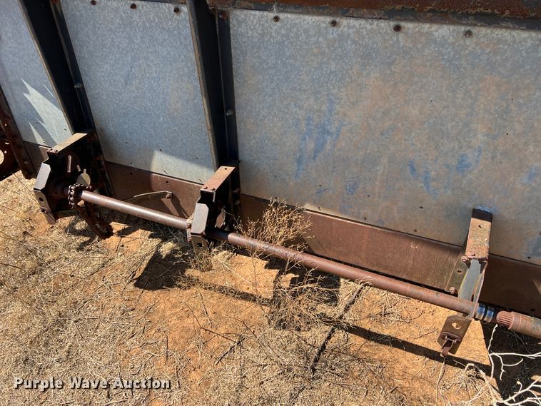 image for item DM8373 Gleaner M2  combine