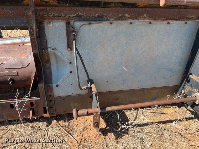 image for item DM8373 Gleaner M2  combine