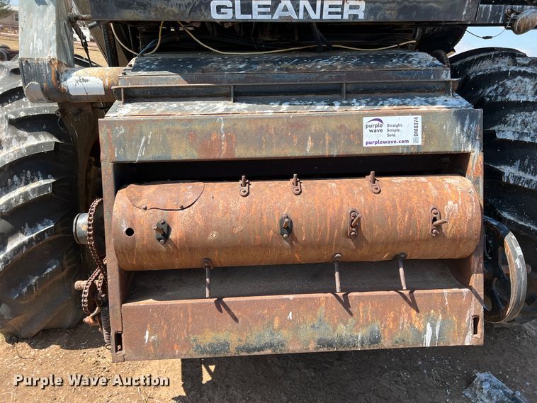 image for item DM8374 Gleaner L2  combine