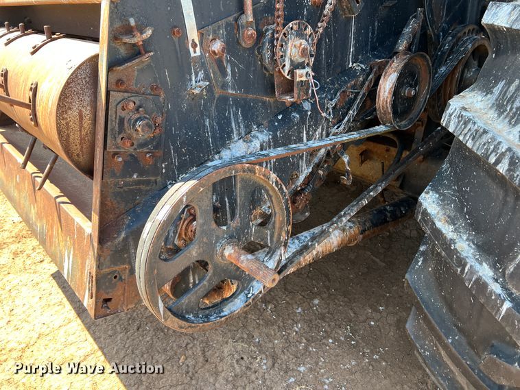 image for item DM8374 Gleaner L2  combine