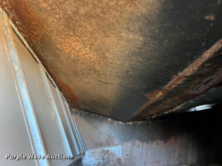 image for item DM8374 Gleaner L2  combine