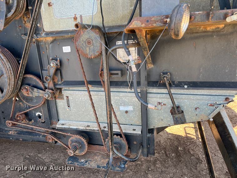 image for item DM8374 Gleaner L2  combine