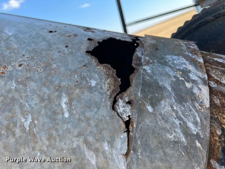 image for item DM8374 Gleaner L2  combine