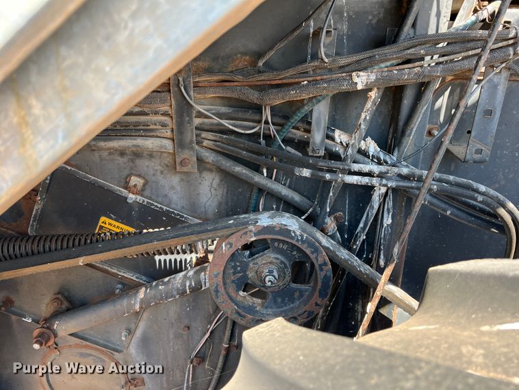 image for item DM8374 Gleaner L2  combine