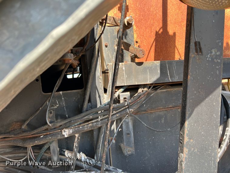 image for item DM8374 Gleaner L2  combine