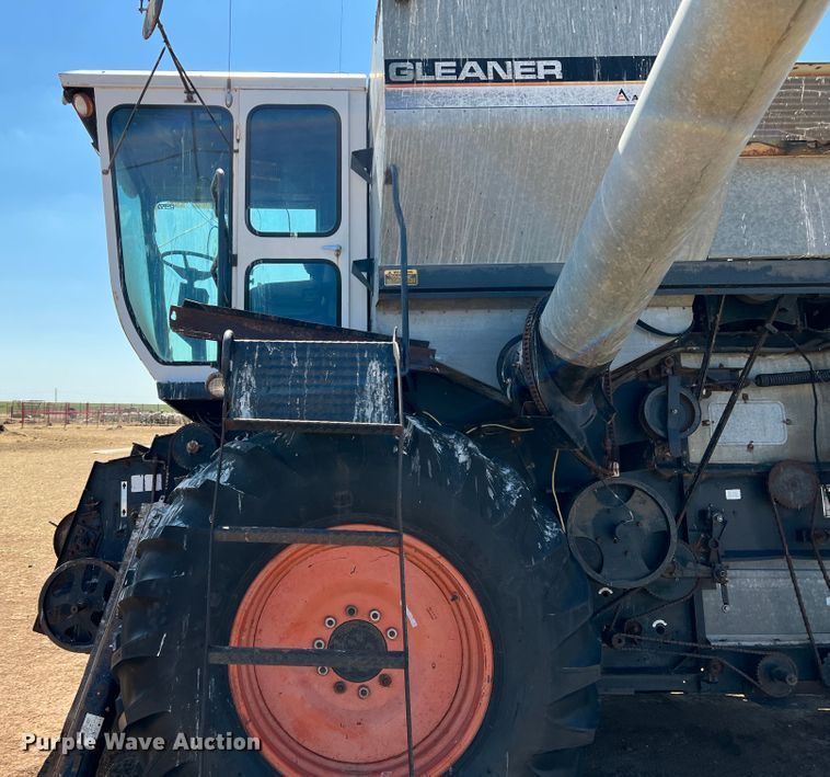 image for item DM8374 Gleaner L2  combine