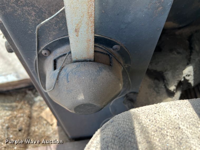 image for item DM8374 Gleaner L2  combine