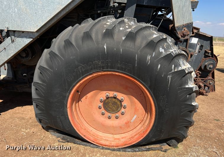 image for item DM8374 Gleaner L2  combine