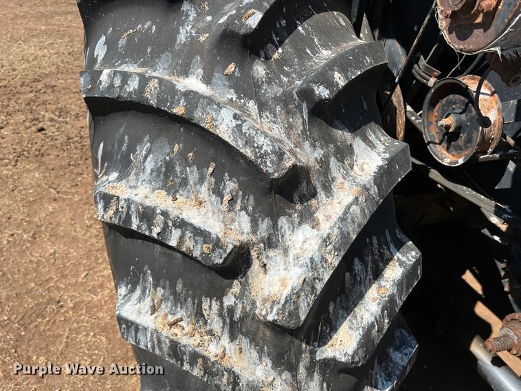 image for item DM8374 Gleaner L2  combine