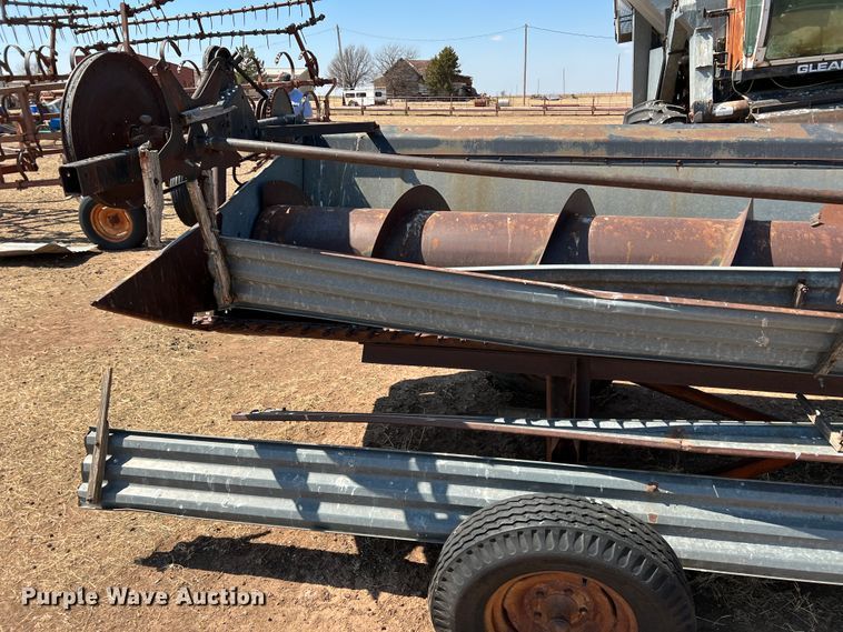 image for item DM8374 Gleaner L2  combine