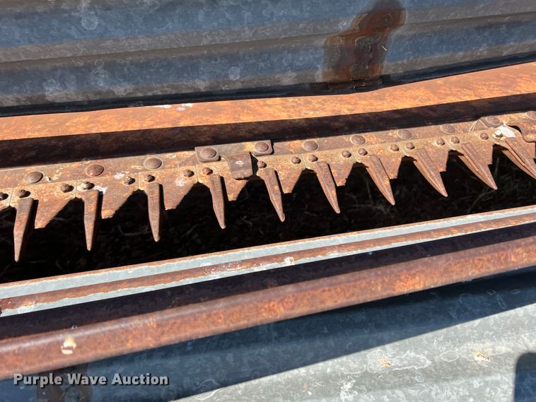 image for item DM8374 Gleaner L2  combine