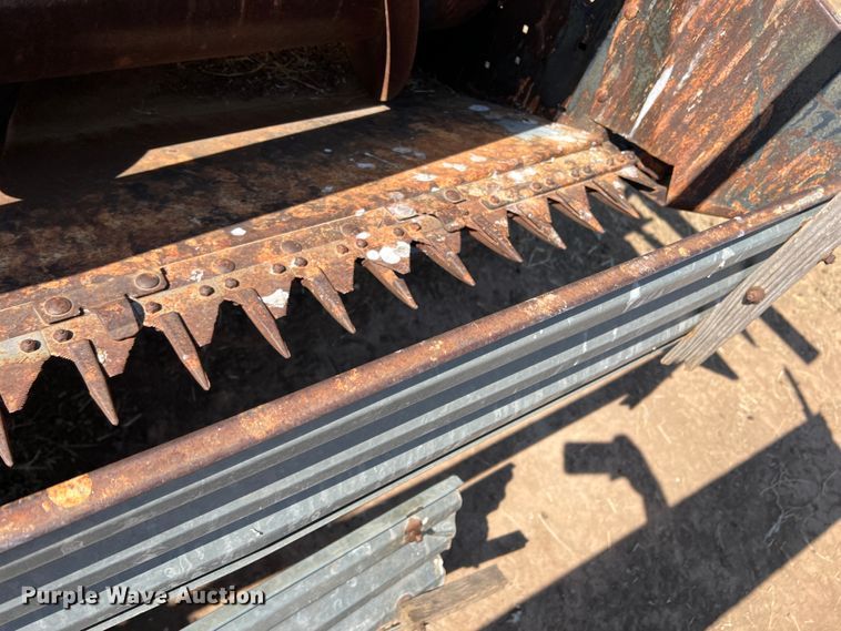 image for item DM8374 Gleaner L2  combine