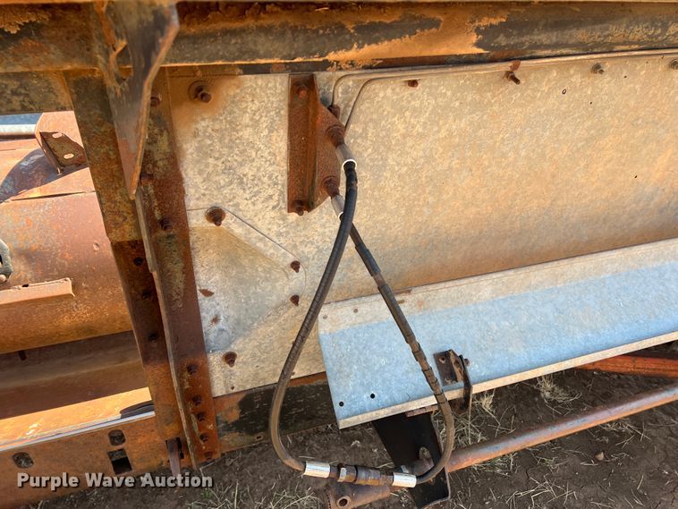 image for item DM8374 Gleaner L2  combine