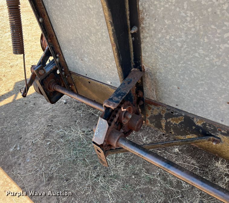 image for item DM8374 Gleaner L2  combine