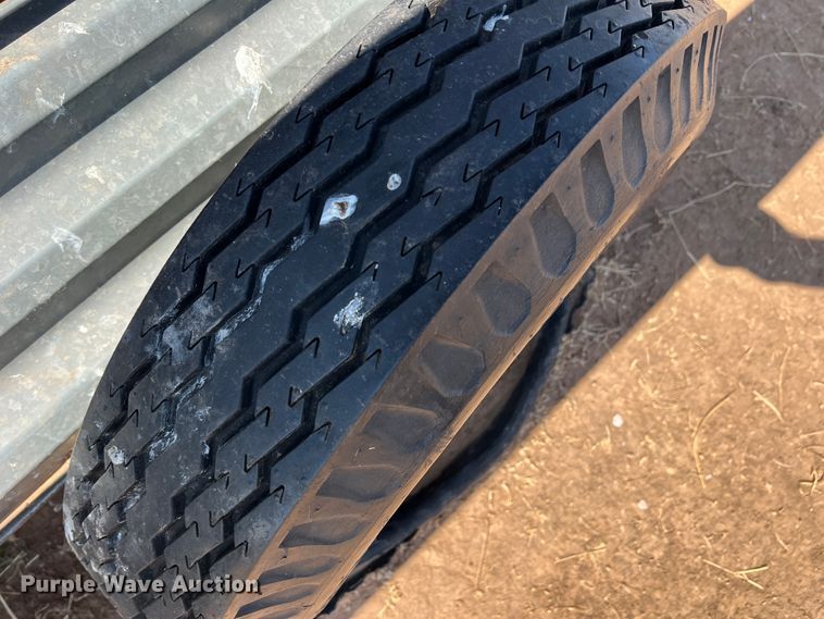 image for item DM8374 Gleaner L2  combine