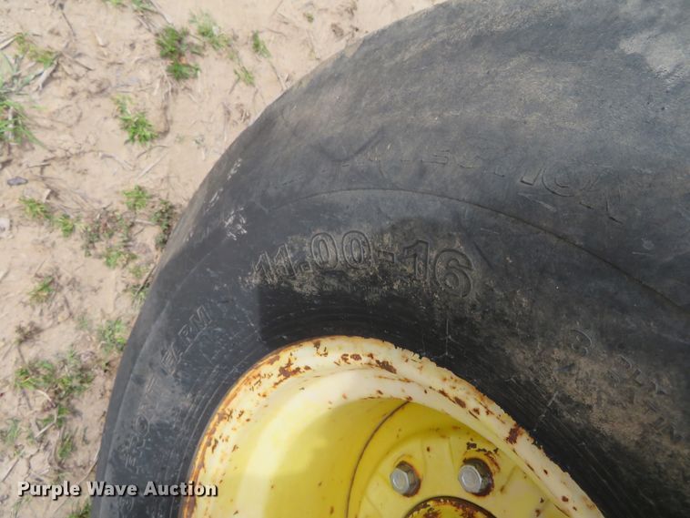 image for item DN7928 1978 John Deere 4840  tractor