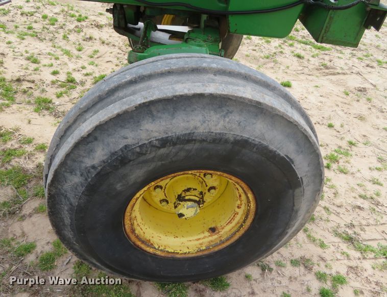 image for item DN7928 1978 John Deere 4840  tractor