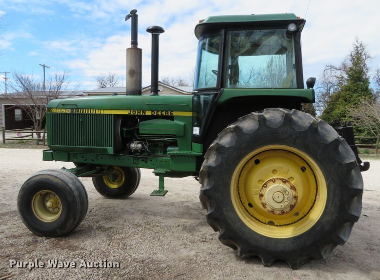 image for item DN7929 1985 John Deere 4850  tractor